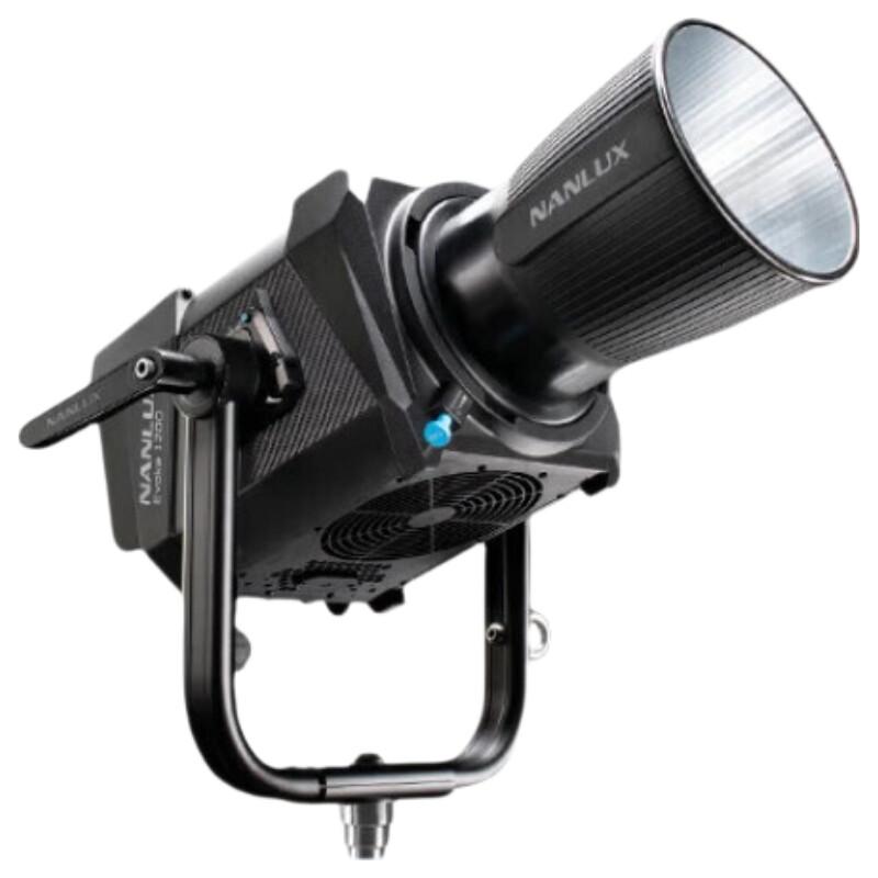 NANLITE Nanlux Evoke 1200 Bi-Color LED Video Light
NANLITE Nanlux Evoke 1200 Bi-Color LED Video Light