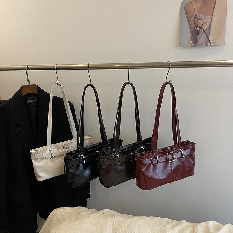 Large Capacity Women s Bags -Soft and Durable Casual Fashion Chic Premium Texture High Color Shoulder Crossbody Handbag чорний
Large Capacity Women s Bags -Soft and Durable Casual Fashion Chic Premium Texture High Color Shoulder Crossbody Handbag чорний