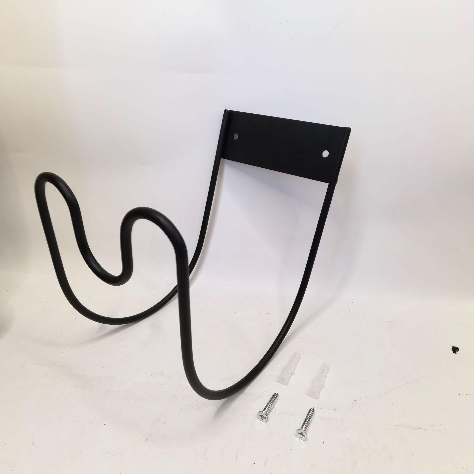 Wall-Mounted Stainless Steel Hose & Cable Storage Rack for Garden
Wall-Mounted Stainless Steel Hose & Cable Storage Rack for Garden