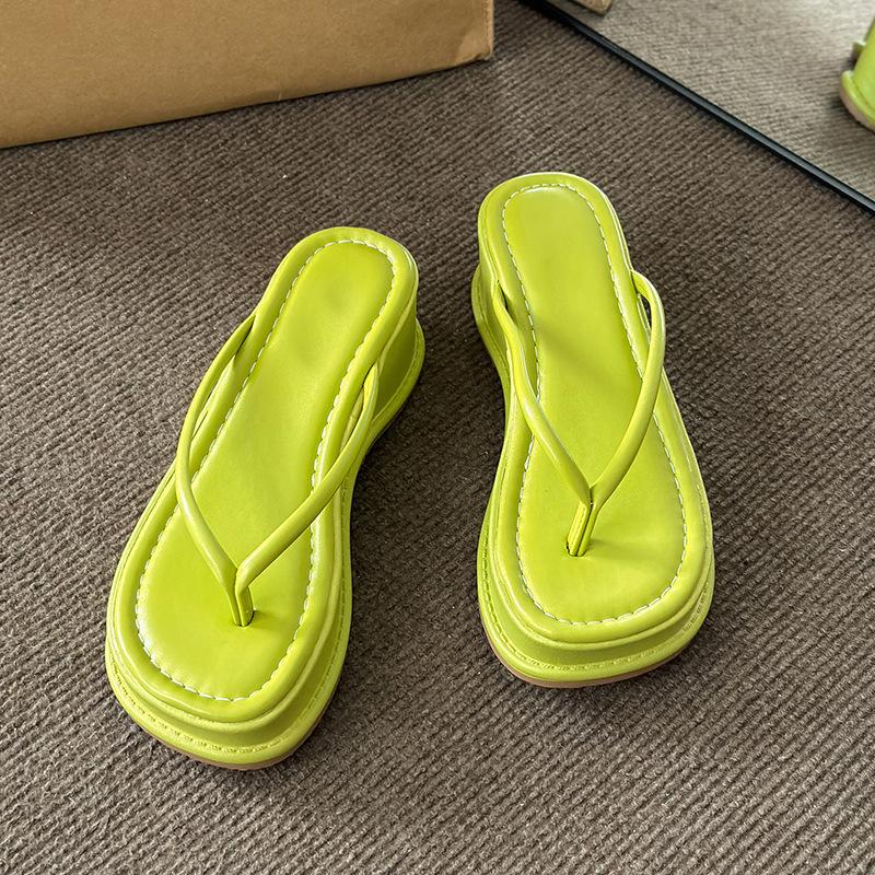 Женские летние шлепанцы для улицы, толстая подошва, маффин, повседневные, увеличивающие рост, квадратный носок, новые туфли на высоком каблуке, нескользящие, пляжные, крутые тапочки 38 зелёный
Женские летние шлепанцы для улицы, толстая подошва, маффин, повседневные, увеличивающие рост, квадратный носок, новые туфли на высоком каблуке, нескользящие, пляжные, крутые тапочки 38 зелёный