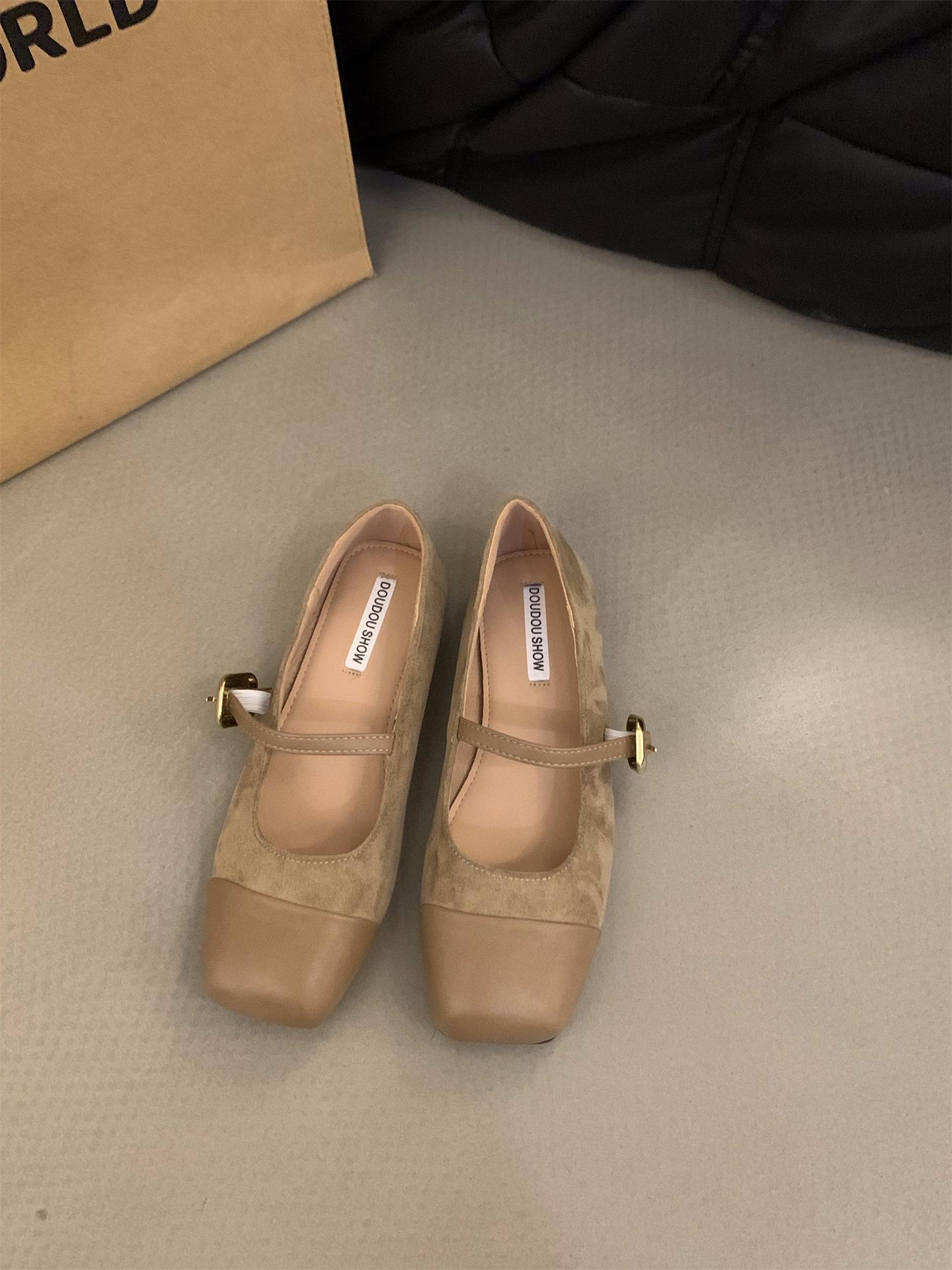 Туфли Мэри Джейн на плоской подошве с квадратным носком, с замшевыми вставками, женская обувь 2025, новая весна, осень и зима, французские ретро вечерние туфли 39 хаки
Туфли Мэри Джейн на плоской подошве с квадратным носком, с замшевыми вставками, женская обувь 2025, новая весна, осень и зима, французские ретро вечерние туфли 39 хаки