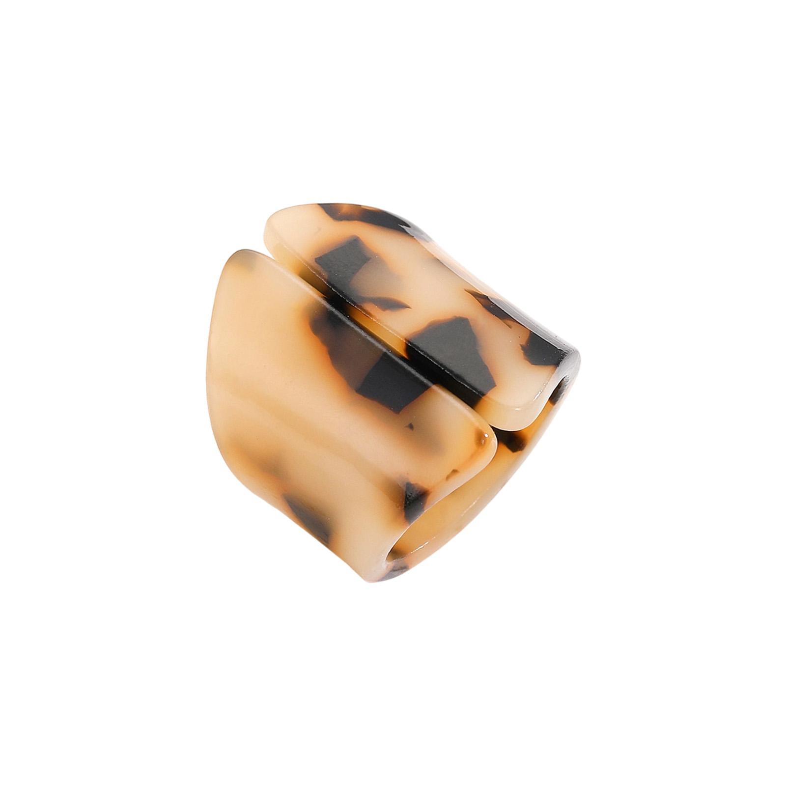 Contemporary Art Inspired Leopard Geometric Ring Lightweight Finger Band Acrylic Unisex Fashion Jewelry
Contemporary Art Inspired Leopard Geometric Ring Lightweight Finger Band Acrylic Unisex Fashion Jewelry