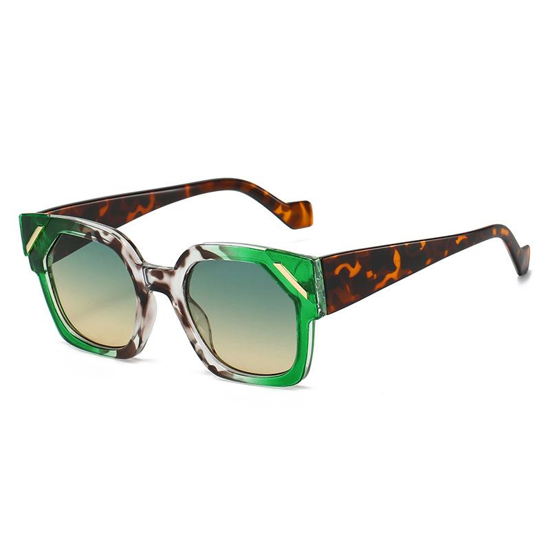 New Women S Simple Polygonal Sunglasses Women S Cat Eyes Sunglasses Trendy Personalized Street Photo Sunglasses M6253
New Women S Simple Polygonal Sunglasses Women S Cat Eyes Sunglasses Trendy Personalized Street Photo Sunglasses M6253