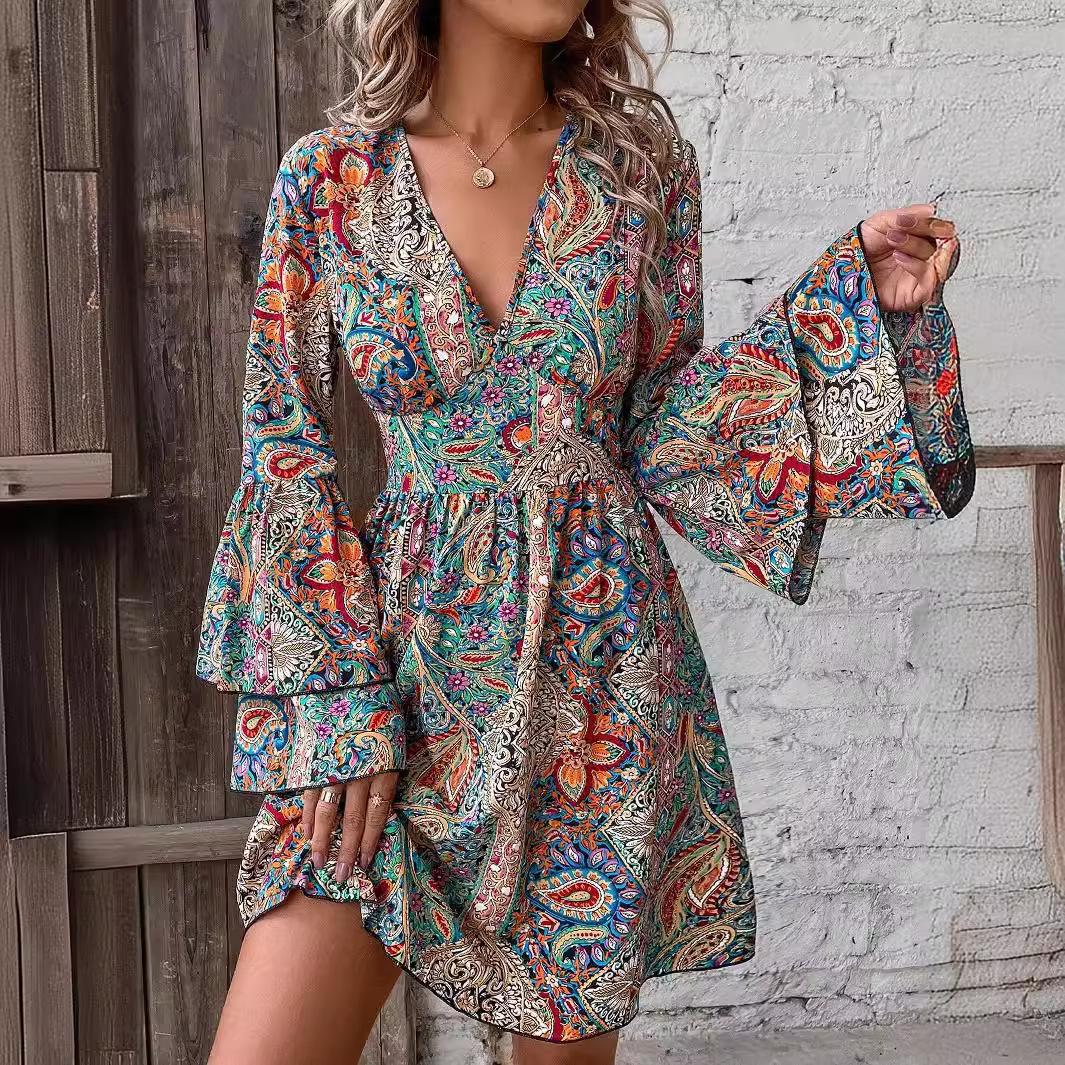 Boho Floral Print Maxi Dress with V-Neck and Bell Sleeves, Ethnic Pattern Long Dress for Women S
Boho Floral Print Maxi Dress with V-Neck and Bell Sleeves, Ethnic Pattern Long Dress for Women S