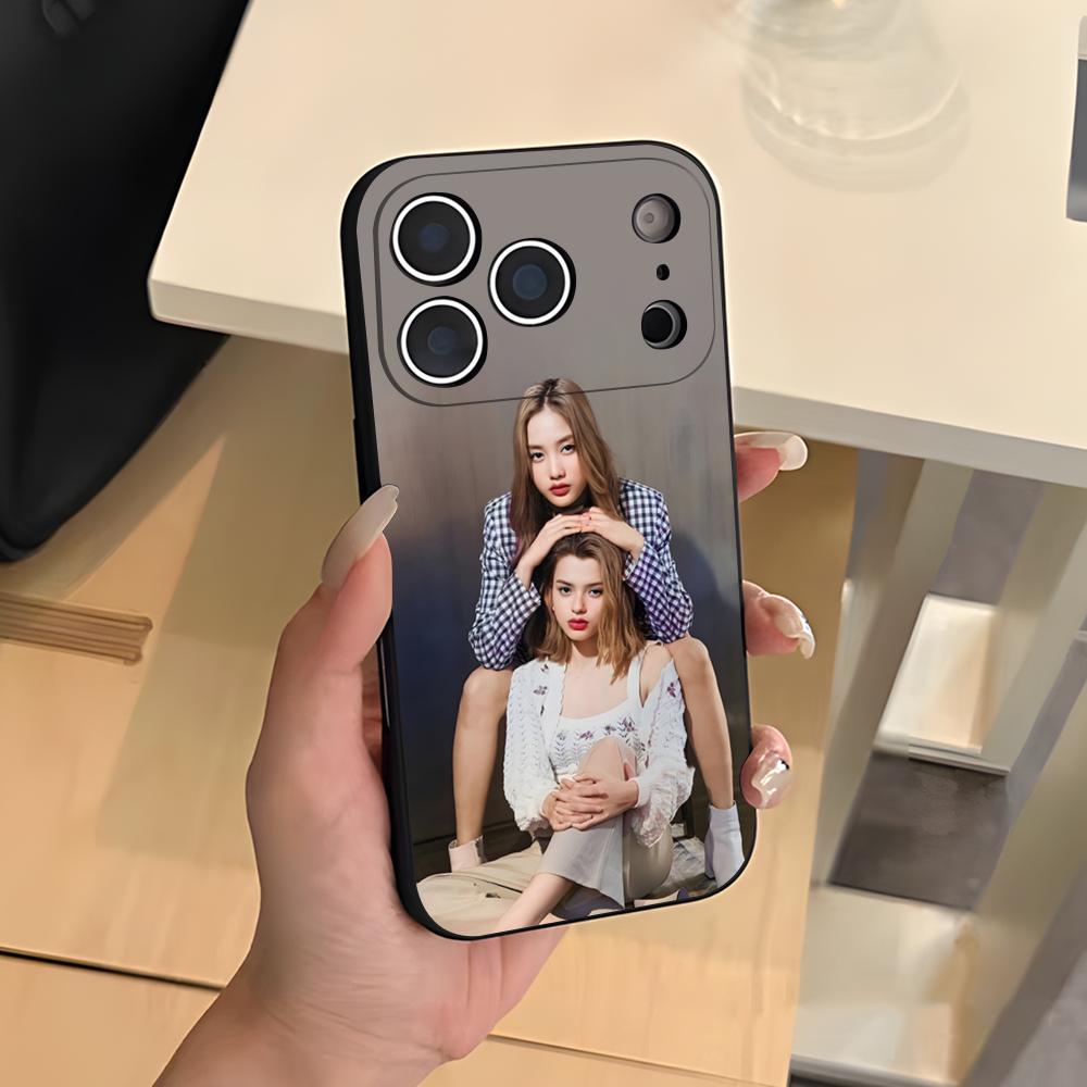F-Freen AND B-Becky Phone Case For IPhone 17 Air 16 E Pro Max 15 14 13 Mini 12 Pro 11 Max Plus Black Soft Shell iPhone 16 Pro Max
F-Freen AND B-Becky Phone Case For IPhone 17 Air 16 E Pro Max 15 14 13 Mini 12 Pro 11 Max Plus Black Soft Shell iPhone 16 Pro Max