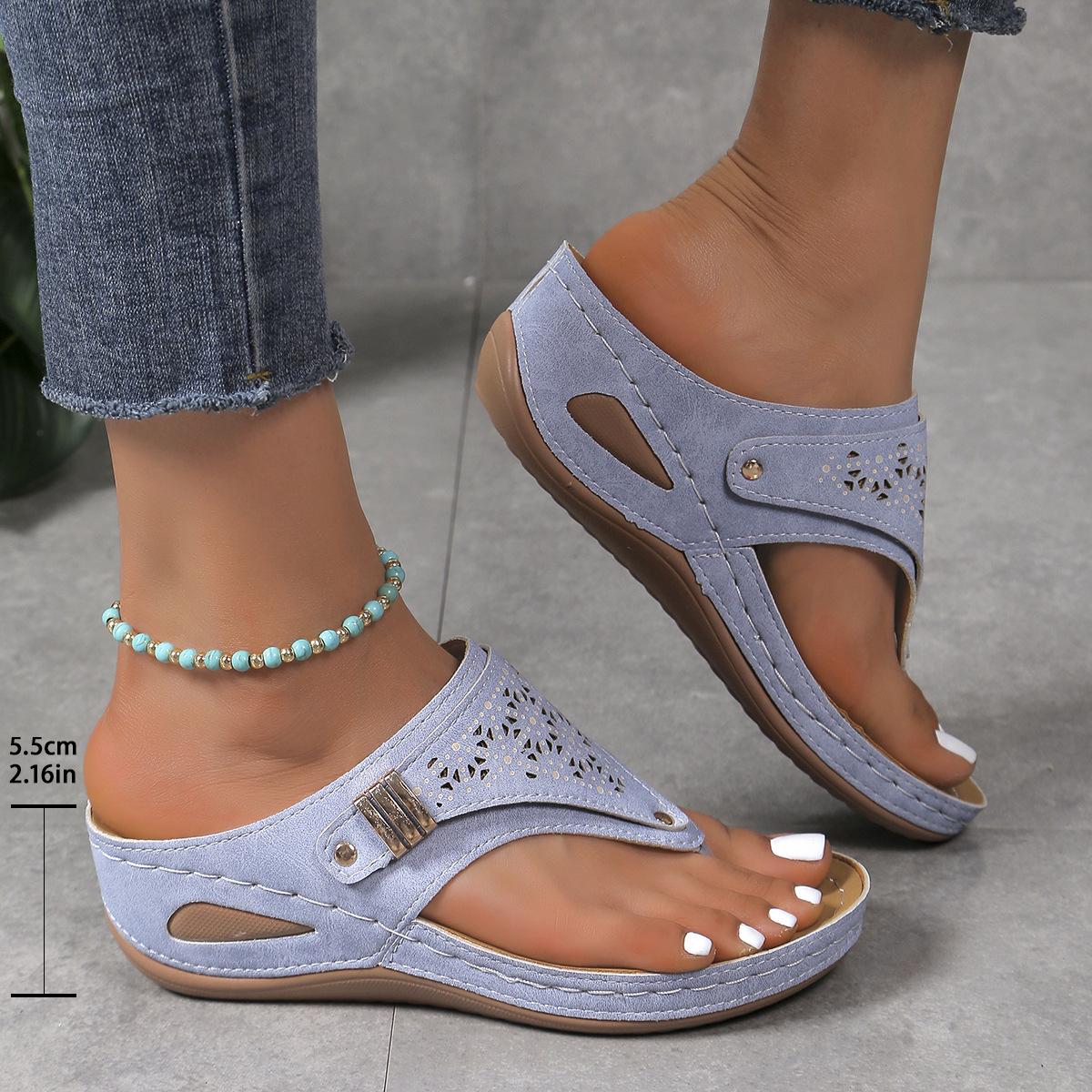 Большие повседневные сандалии на танкетке для женщин 2024 года, новые модные толстые подошвы, модные украшения из страз, универсальные римские пляжные сандалии для отдыха на открытом воздухе 36 светло-синий
Большие повседневные сандалии на танкетке для женщин 2024 года, новые модные толстые подошвы, модные украшения из страз, универсальные римские пляжные сандалии для отдыха на открытом воздухе 36 светло-синий