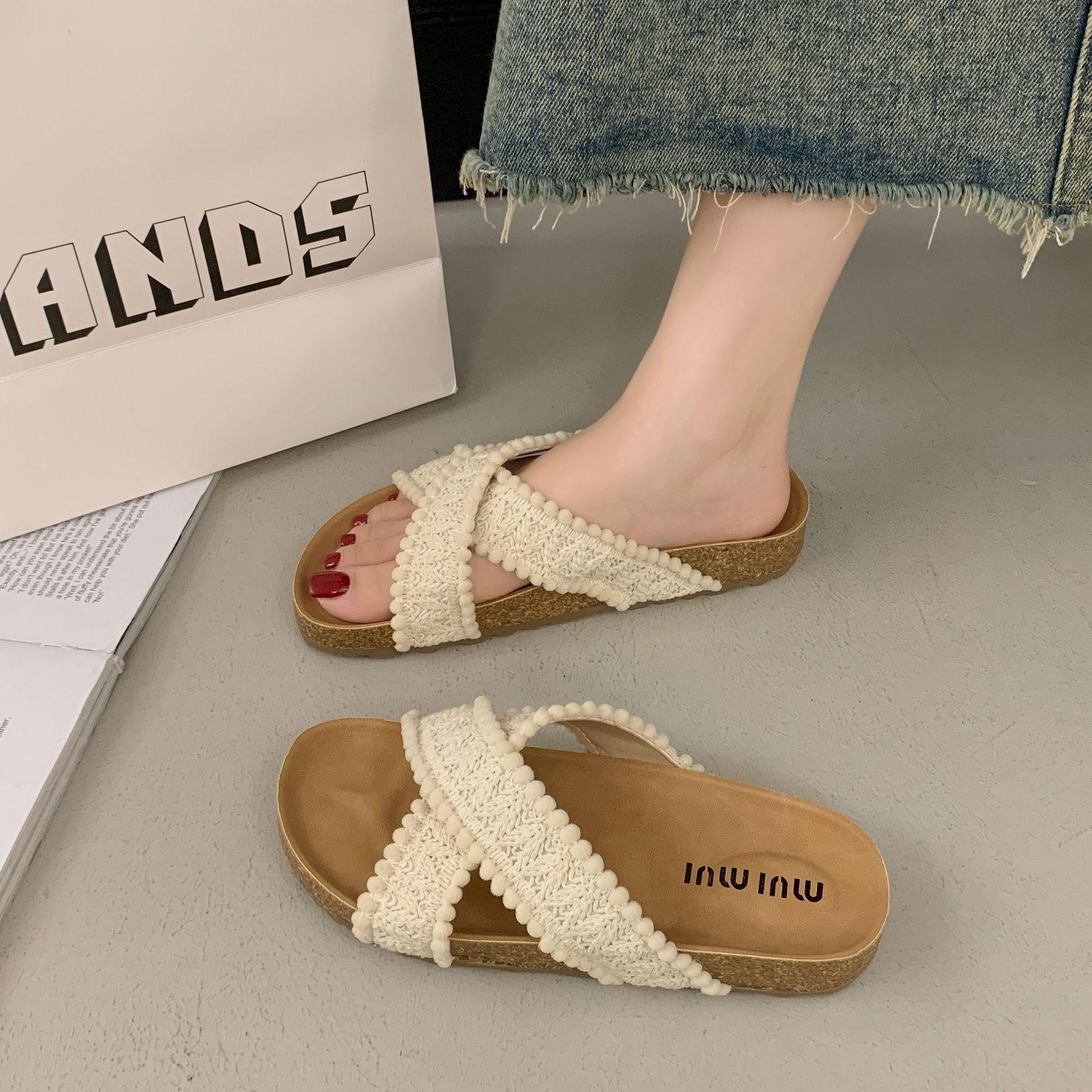 Retro woven cross-cool slippers women s outerwear 2025 summer new with skirt one-word slippers casual shoes 40
Retro woven cross-cool slippers women s outerwear 2025 summer new with skirt one-word slippers casual shoes 40