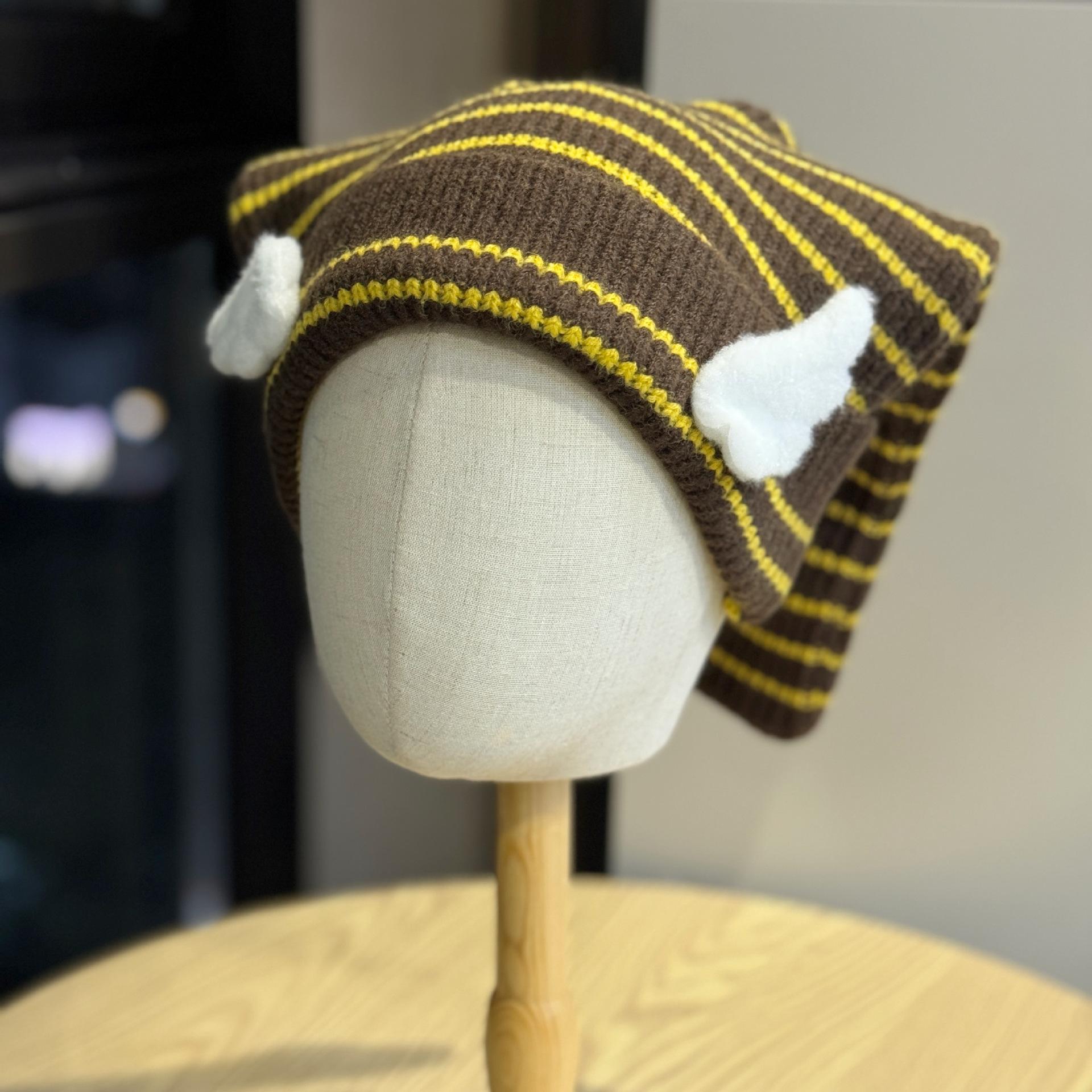 New Autumn and Winter Striped Patch Letter Scarf Shawl One Piece Knitted Hat Women s Warm and Interesting Pullover Hat Trend one size
New Autumn and Winter Striped Patch Letter Scarf Shawl One Piece Knitted Hat Women s Warm and Interesting Pullover Hat Trend one size