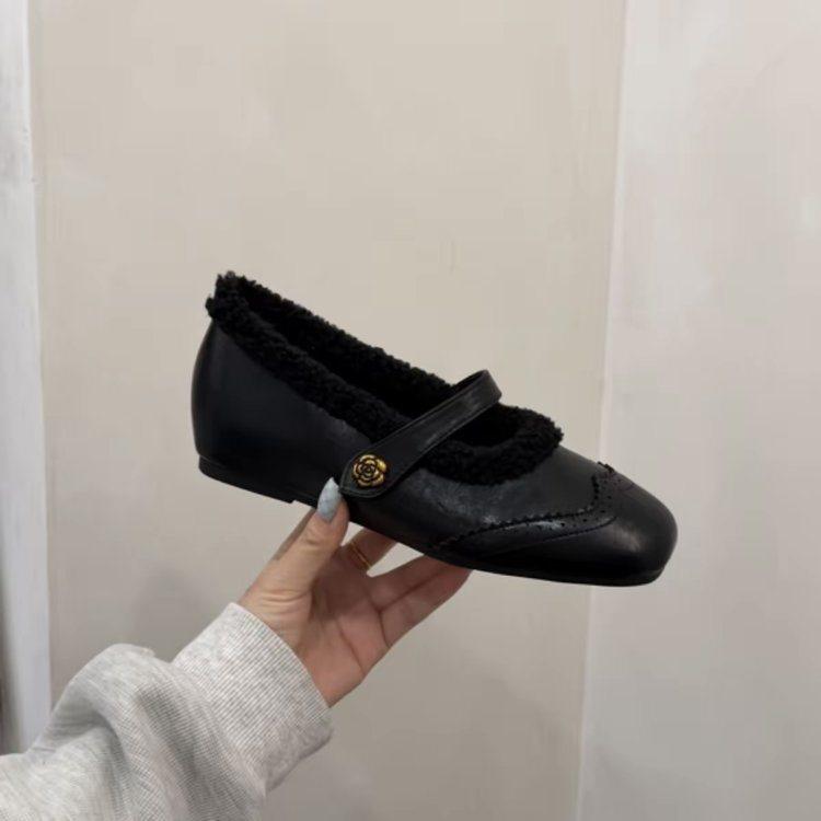Skirt Fashionable Velvet Gentle Small Leather Shoes Single Shoes Female Beautiful Mary Jane Women S Shoes Fairy Tide Evening Shoes With Temperament 40
Skirt Fashionable Velvet Gentle Small Leather Shoes Single Shoes Female Beautiful Mary Jane Women S Shoes Fairy Tide Evening Shoes With Temperament 40