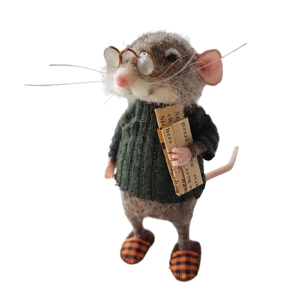 Needle Felted Mouse DIY Wool Felting Craft Decoration, Handmade Mouse Doll Winter Christmas Ornament, Cute Gift for Crafters
Needle Felted Mouse DIY Wool Felting Craft Decoration, Handmade Mouse Doll Winter Christmas Ornament, Cute Gift for Crafters