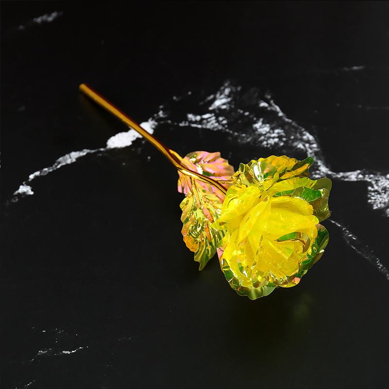 Троянда з фольгованого золота 24 карат - креативний подарунок для неї на День народження або Валентина
Троянда з фольгованого золота 24 карат - креативний подарунок для неї на День народження або Валентина