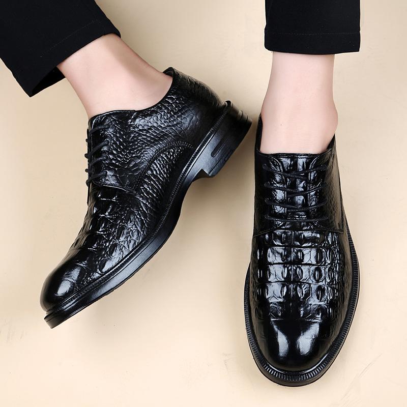 The first layer of cowhide business dress leather shoes British casual versatile fashion foot shoes round head light mouth four seasons men s shoes 37
The first layer of cowhide business dress leather shoes British casual versatile fashion foot shoes round head light mouth four seasons men s shoes 37