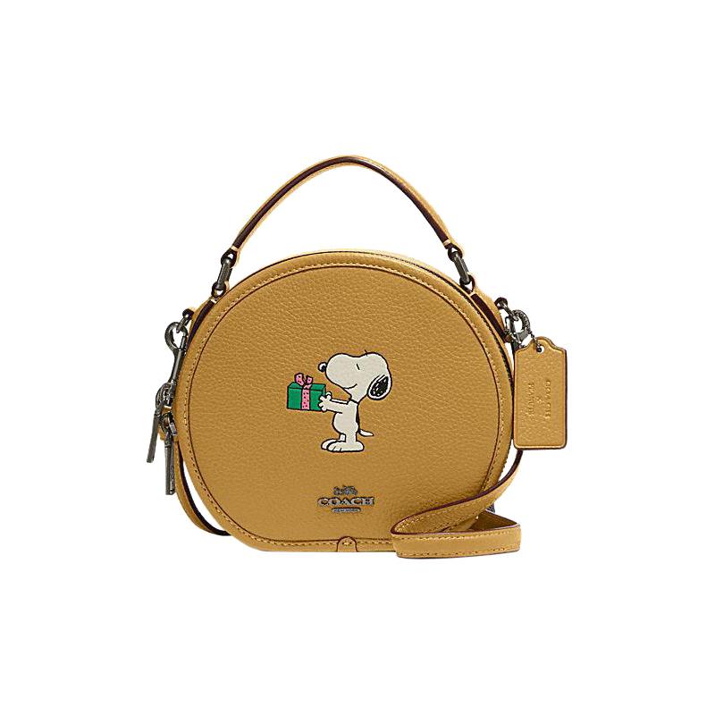 COACH handbag Peanuts Snoopy joint model Dempsey 18 zipper closure cartoon pattern print cow leather portable shoulder crossbody bag small size жовтий
COACH handbag Peanuts Snoopy joint model Dempsey 18 zipper closure cartoon pattern print cow leather portable shoulder crossbody bag small size жовтий