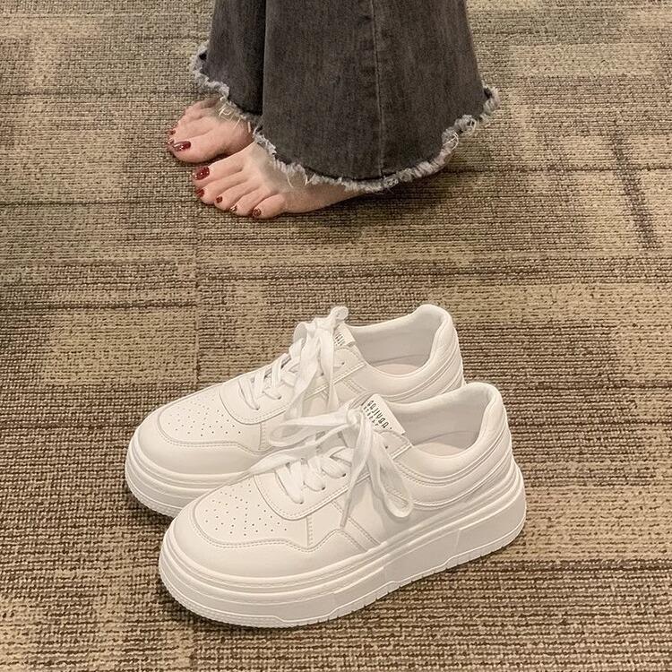 Thick-soled heightening little white shoes women s 2025 summer new muffin casual sports board shoes big head bread shoes 35
Thick-soled heightening little white shoes women s 2025 summer new muffin casual sports board shoes big head bread shoes 35
