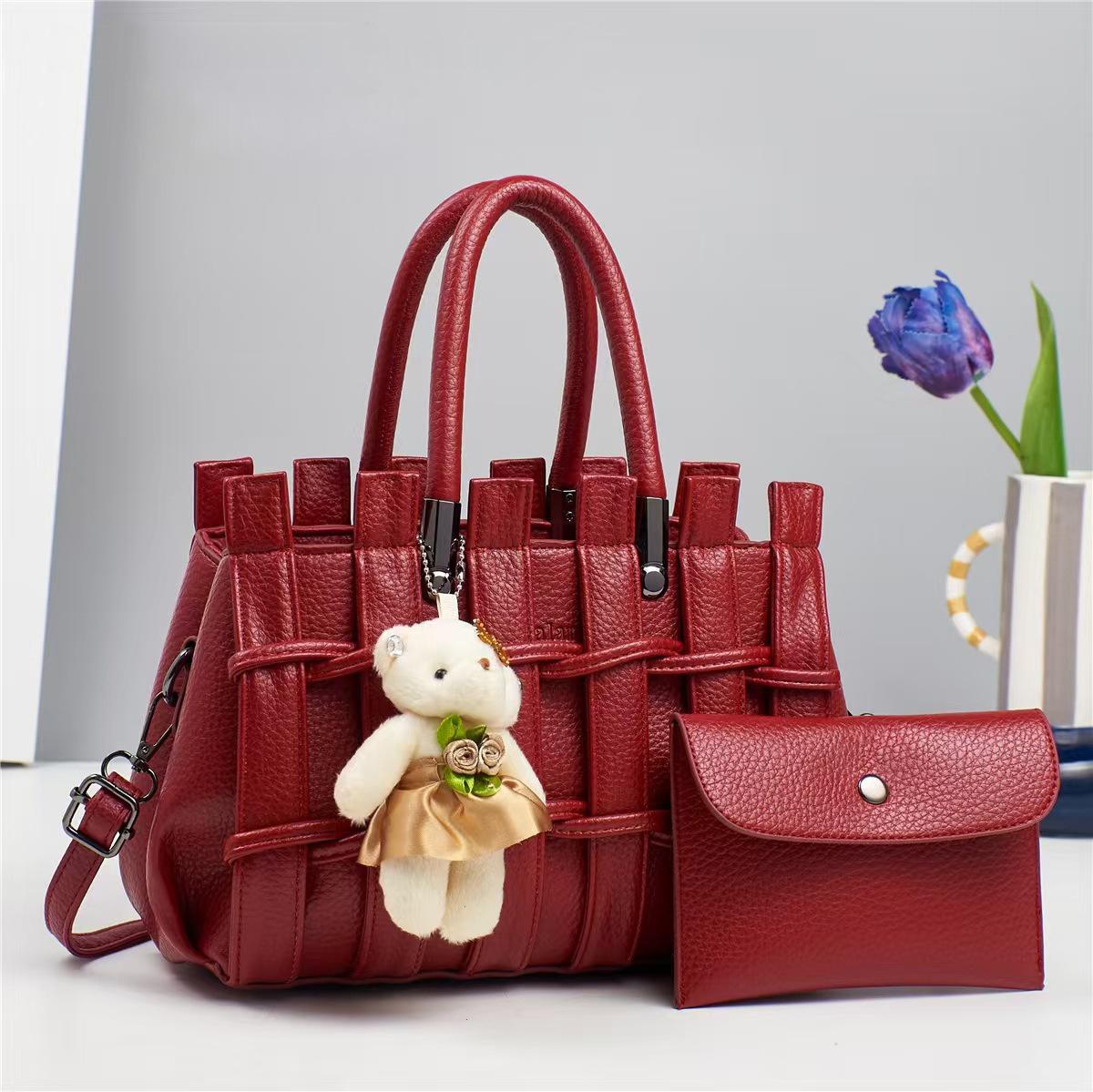 Lychee Leather Handbag and Purse For Women, Ladies Top Handle Satchel Tote with Hanging Ornament, Girls Crossbody Shoulder Bags червоний
Lychee Leather Handbag and Purse For Women, Ladies Top Handle Satchel Tote with Hanging Ornament, Girls Crossbody Shoulder Bags червоний