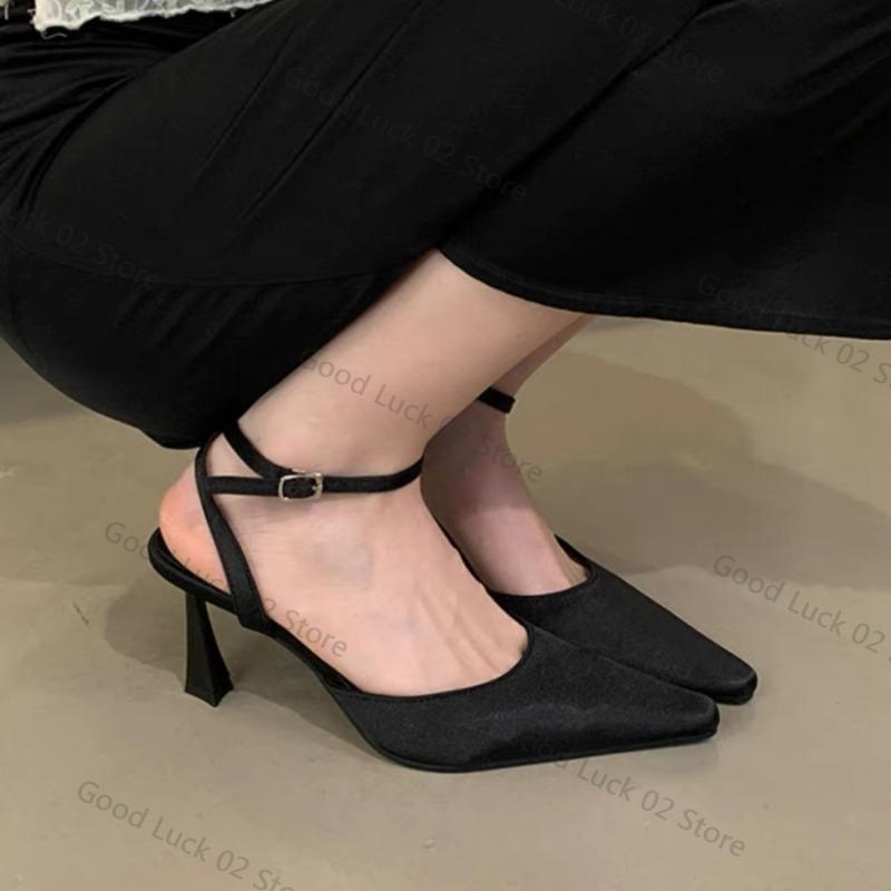 Fashion 2025 New Fashion Design High Heels Woman Pumps Buckle Strap Mules Slippers Sexy Pointed Toe Wedding Banquet Female Shoes 35
Fashion 2025 New Fashion Design High Heels Woman Pumps Buckle Strap Mules Slippers Sexy Pointed Toe Wedding Banquet Female Shoes 35