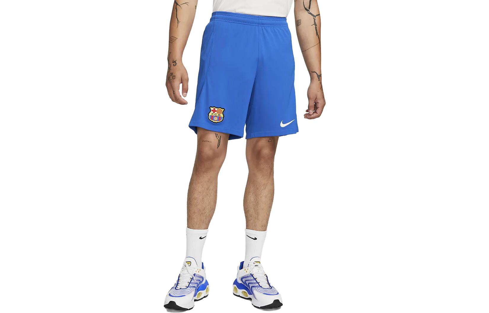 Nike Soccer Bottoms Men s Royal Blue Moderate Straight Fit Pants DX2707-463 XL
Nike Soccer Bottoms Men s Royal Blue Moderate Straight Fit Pants DX2707-463 XL