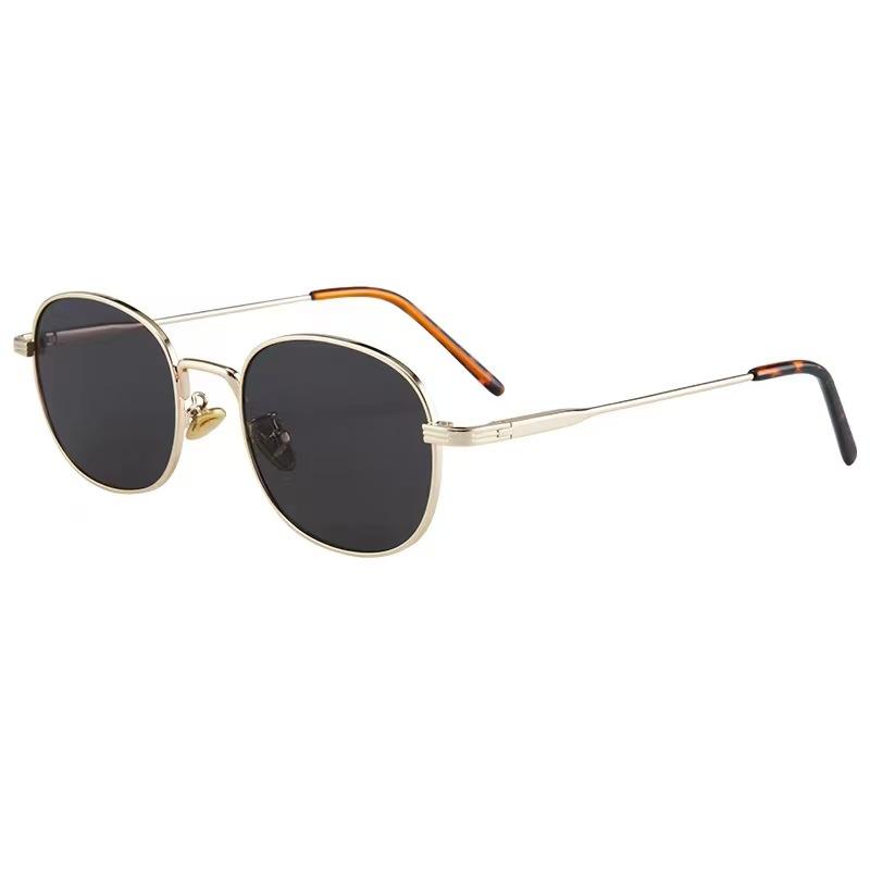 Retro Style Female Sun Eyeglasses Durable European American Style Women Sunglasses Driving Travelling Sunglass Female
Retro Style Female Sun Eyeglasses Durable European American Style Women Sunglasses Driving Travelling Sunglass Female