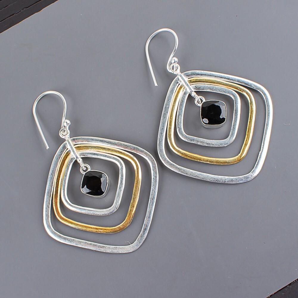 Black Onyx Gemstone 925 Sterling Silver Handmade Jewelry Earrings 2.44 For Gift EE-70-15
Black Onyx Gemstone 925 Sterling Silver Handmade Jewelry Earrings 2.44 For Gift EE-70-15