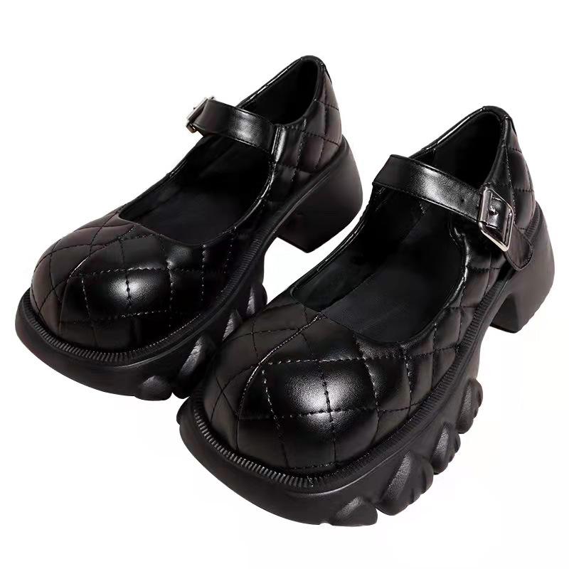 Маленькие кожаные туфли женские бриллиантовые британские туфли Мэри Джейн на платформе модные индивидуальные модные классные туфли на толстом каблуке 39 чёрный
Маленькие кожаные туфли женские бриллиантовые британские туфли Мэри Джейн на платформе модные индивидуальные модные классные туфли на толстом каблуке 39 чёрный