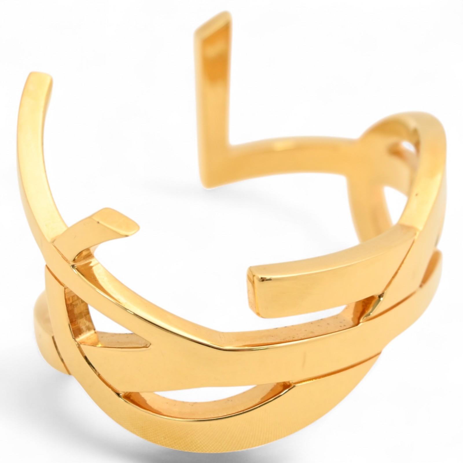 Auth Saint Laurent Opium Twist Cuff Bangle Bracelet Gold ys5526hu
Auth Saint Laurent Opium Twist Cuff Bangle Bracelet Gold ys5526hu