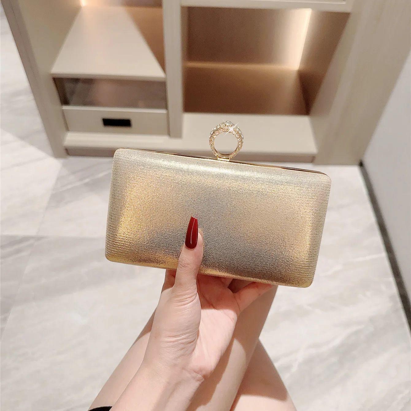 High-End Box-Shaped Evening Bag, Diamond Clutch Bag, Chain Bag, Banquet Bag, Cheongsam Bag, Evening Dress Bag, Wedding Bag Mini(Max Length 20cm)
High-End Box-Shaped Evening Bag, Diamond Clutch Bag, Chain Bag, Banquet Bag, Cheongsam Bag, Evening Dress Bag, Wedding Bag Mini(Max Length 20cm)