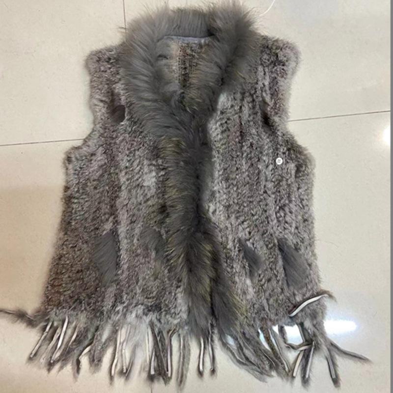 Вязаный жилет из натурального меха кролика с меховыми кисточками, теплая женская безрукавка из меха с отделкой из меха енота XXL
Вязаный жилет из натурального меха кролика с меховыми кисточками, теплая женская безрукавка из меха с отделкой из меха енота XXL