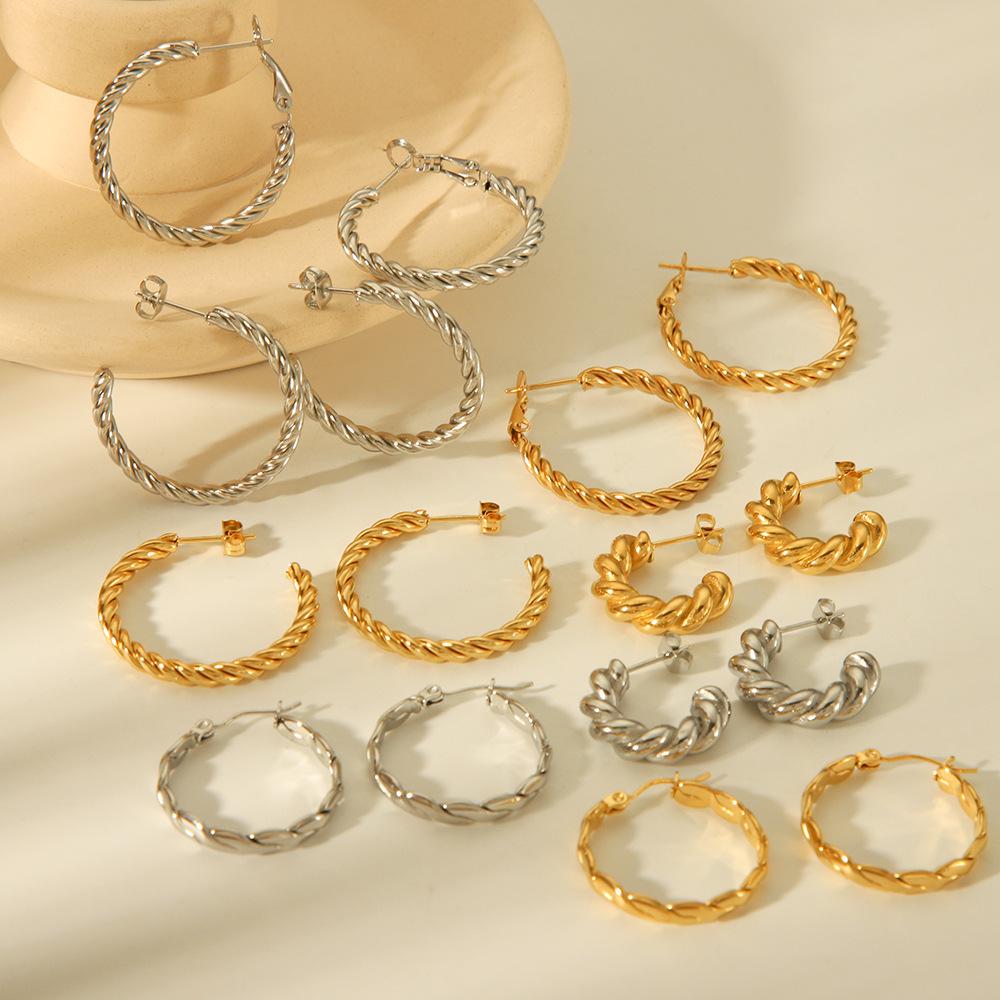 High-End C-Shaped Titanium Steel Earrings: European & American Style, Stainless Steel, Vacuum Electroplating, Non-Fading.
High-End C-Shaped Titanium Steel Earrings: European & American Style, Stainless Steel, Vacuum Electroplating, Non-Fading.