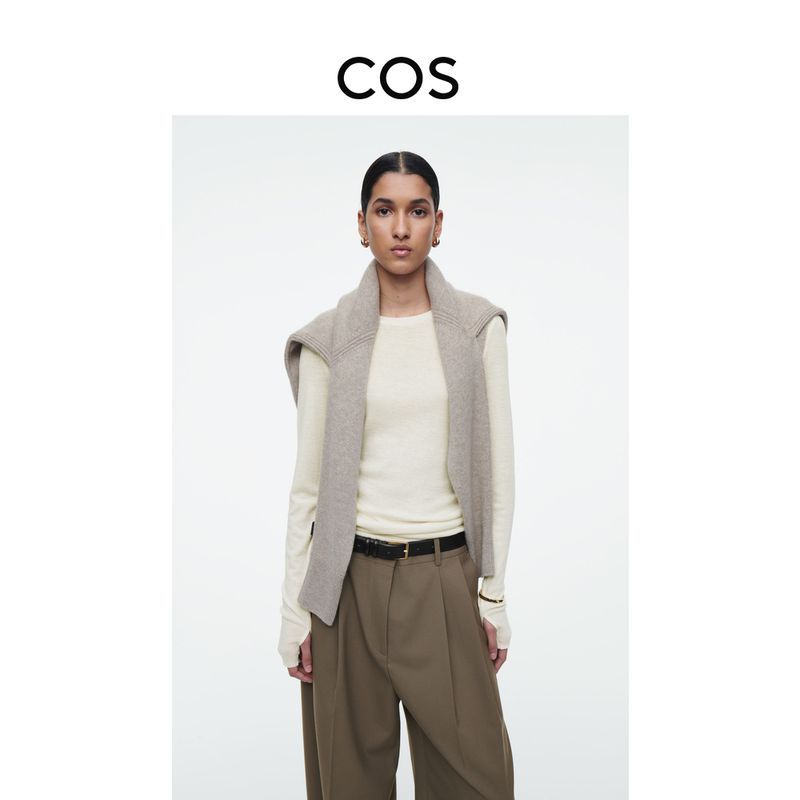 Cos Women s Slim Fit Long Sleeves Finger Hole Wool Base Shirt White Long Sleeves 0989043002 Bright white 155/80A
Cos Women s Slim Fit Long Sleeves Finger Hole Wool Base Shirt White Long Sleeves 0989043002 Bright white 155/80A