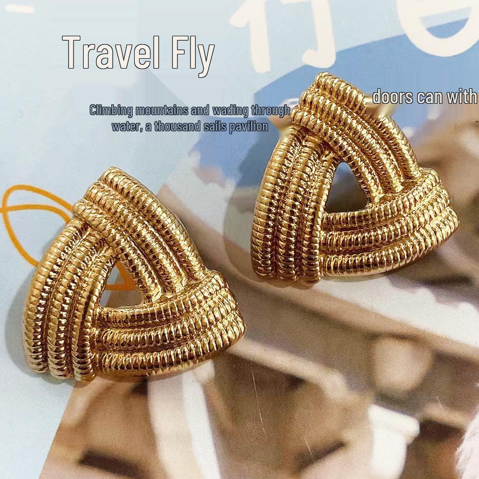 Triangle Cutout Striped Earrings - Elegant, Versatile, and Luxurious Studs for Women 14k золотой
Triangle Cutout Striped Earrings - Elegant, Versatile, and Luxurious Studs for Women 14k золотой