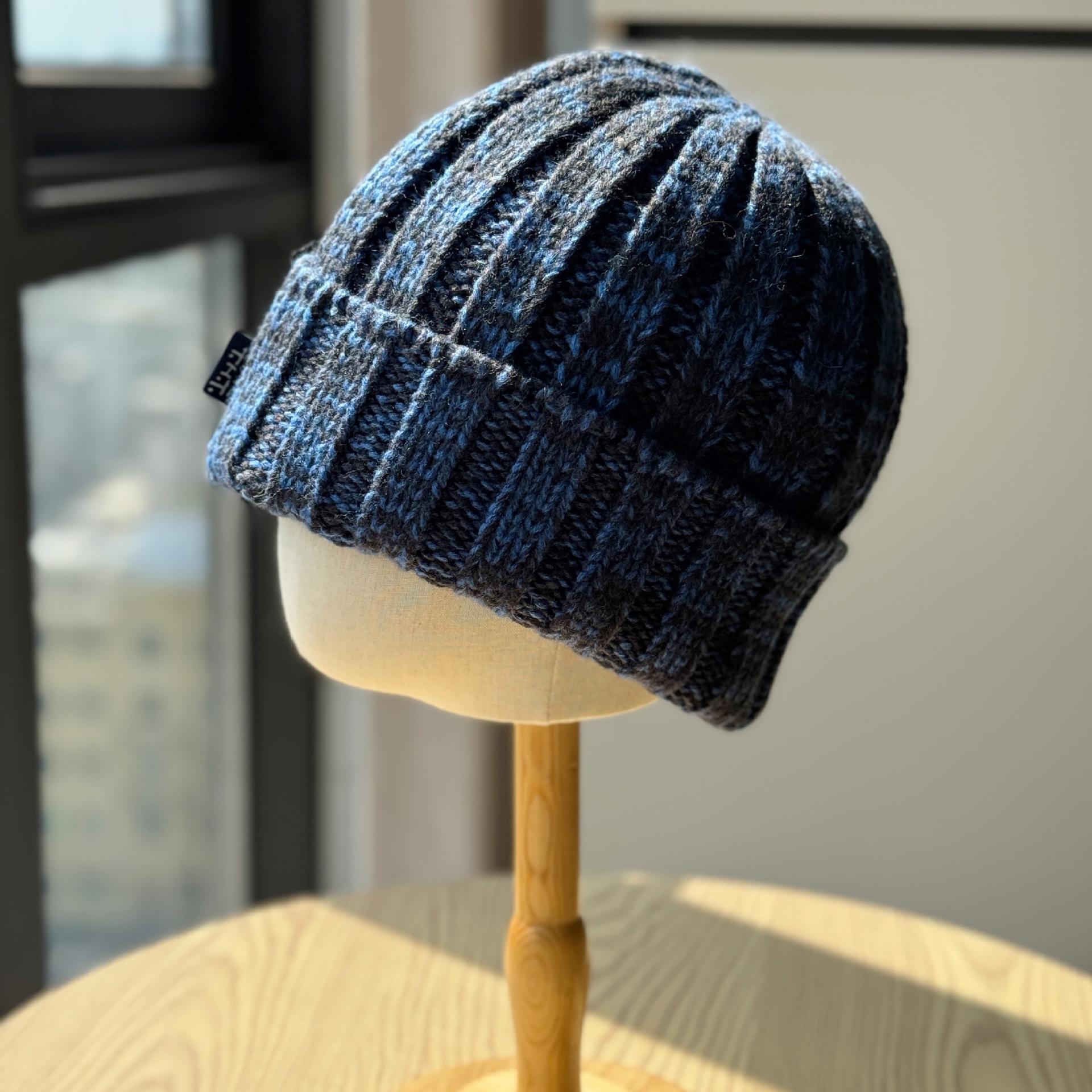 New colorful mixed-color woolen hats for women in winter, warm and cold-proof, soft knitted hats for men, trendy cold weather hats Adult54-60Average Size темно-синього кольору
New colorful mixed-color woolen hats for women in winter, warm and cold-proof, soft knitted hats for men, trendy cold weather hats Adult54-60Average Size темно-синього кольору