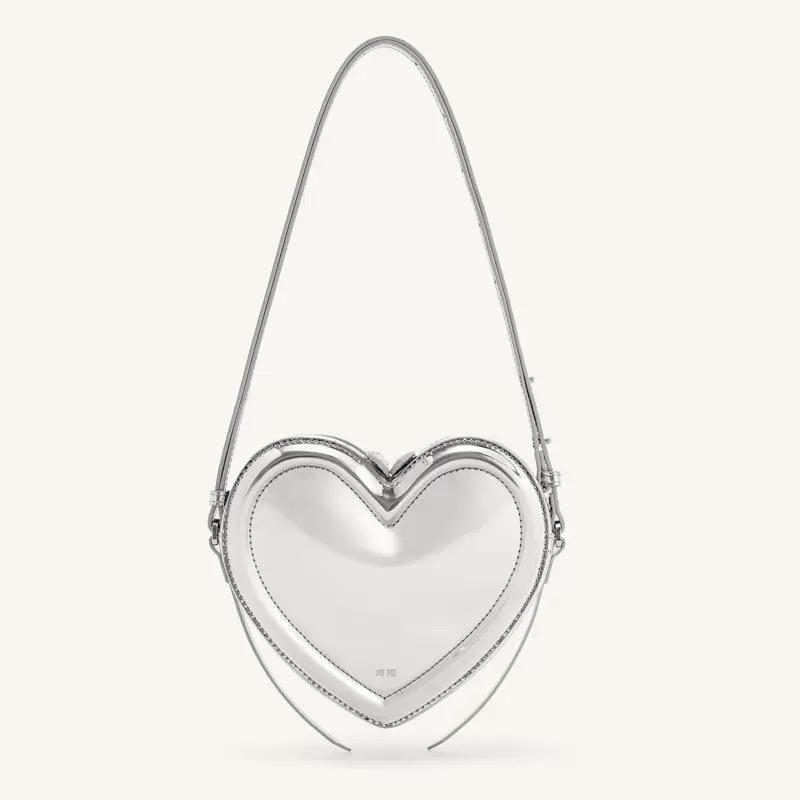Women s Fashion Commuter Single Shoulder Crossbody Bag, Niche Design Love Bag, Heart Shaped Crossbody Bag срібний
Women s Fashion Commuter Single Shoulder Crossbody Bag, Niche Design Love Bag, Heart Shaped Crossbody Bag срібний