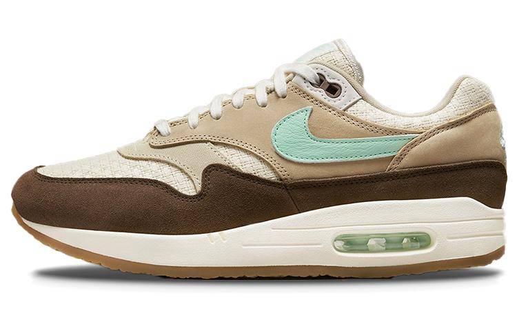 Nike Air Max 1 Retro Crepe Hemp 2022 FD5088-200 37.5
Nike Air Max 1 Retro Crepe Hemp 2022 FD5088-200 37.5