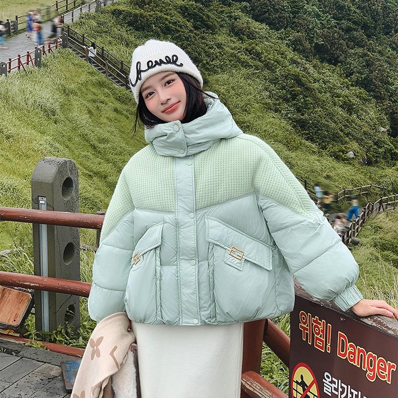 Новая женская зимняя короткая куртка с пуховым наполнителем, модная повседневная стеганая куртка XL зелёный
Новая женская зимняя короткая куртка с пуховым наполнителем, модная повседневная стеганая куртка XL зелёный