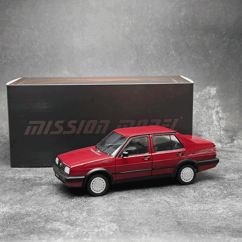 Diecast 1/18 Scale V W JETTA Alloy Car Model JETTA GT MK2 Play Vehicles Toys for Boys Original Box червоний
Diecast 1/18 Scale V W JETTA Alloy Car Model JETTA GT MK2 Play Vehicles Toys for Boys Original Box червоний