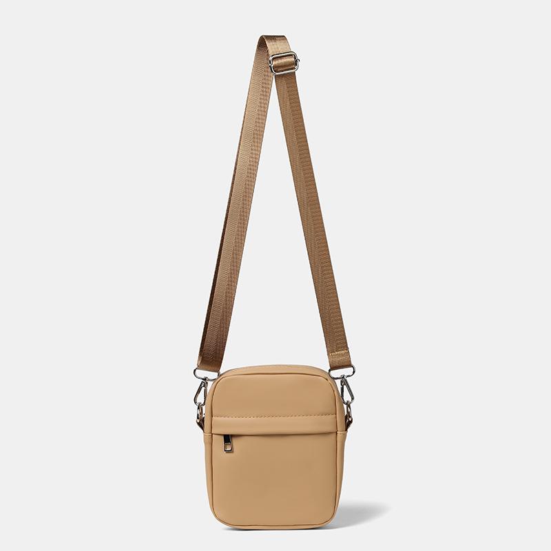 Crossbody bag girls summer shoulder bag casual portable small shoulder bag mobile phone bag simple backpack men s bag коричневый
Crossbody bag girls summer shoulder bag casual portable small shoulder bag mobile phone bag simple backpack men s bag коричневый