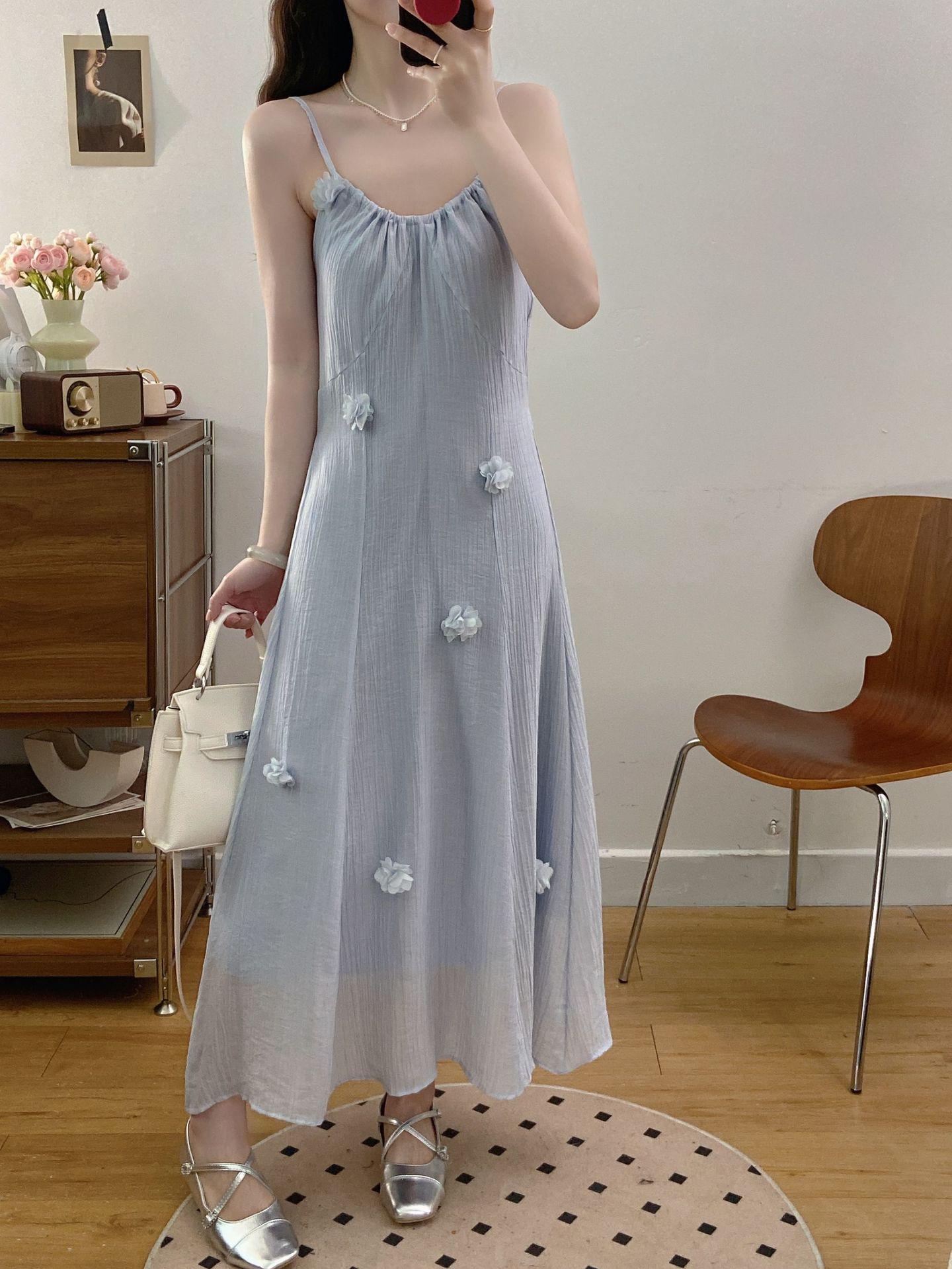 2026 New Autumn Plus Size Drapey French Spaghetti Strap Slimming Dress L
2026 New Autumn Plus Size Drapey French Spaghetti Strap Slimming Dress L