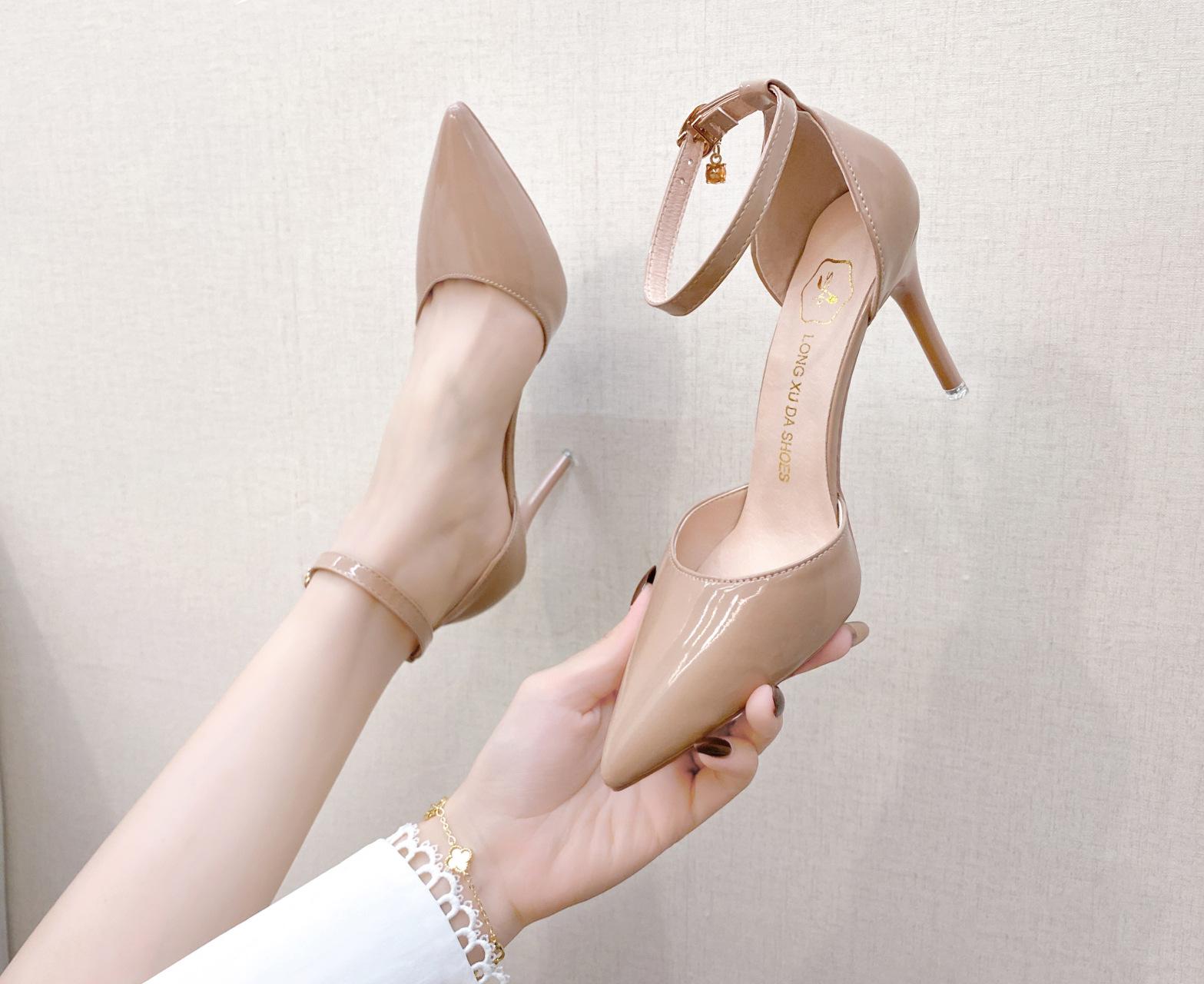Туфли-лодочки с острым носом и неглубоким вырезом на высоком каблуке, женские, 2025, новый нежный стиль королевской сестры, зрелые, с закрытым носком, модные, с полым высоким каблуком, одинарные туфли 37 абрикосовый
Туфли-лодочки с острым носом и неглубоким вырезом на высоком каблуке, женские, 2025, новый нежный стиль королевской сестры, зрелые, с закрытым носком, модные, с полым высоким каблуком, одинарные туфли 37 абрикосовый