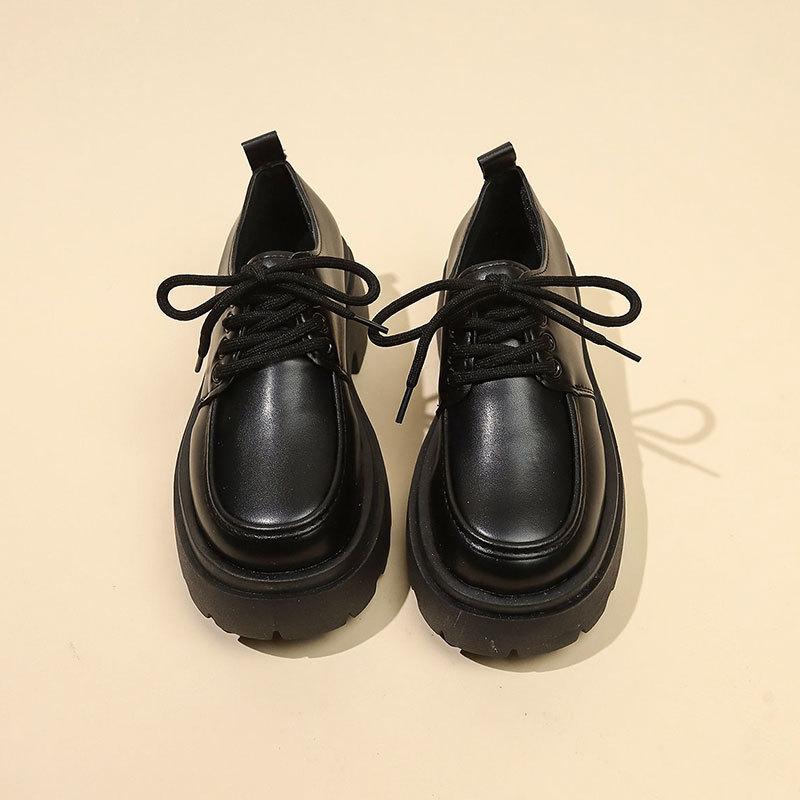 Платформенные маленькие кожаные туфли женские осенние новые ретро британский стиль на высокой подошве черные в стиле колледжа на шнуровке 40 матовый черный
Платформенные маленькие кожаные туфли женские осенние новые ретро британский стиль на высокой подошве черные в стиле колледжа на шнуровке 40 матовый черный
