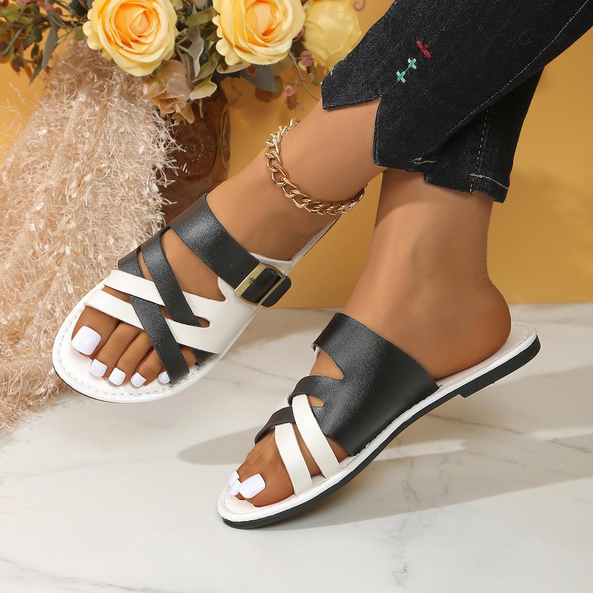 A flat bottom round head new color matching font slippers women s sandals large size 2025 casual summer European and American outer wear 43 чёрный
A flat bottom round head new color matching font slippers women s sandals large size 2025 casual summer European and American outer wear 43 чёрный