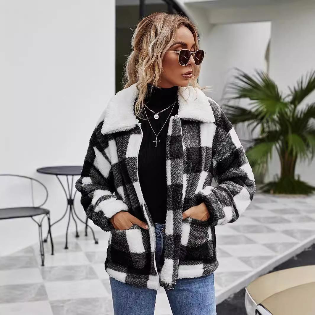 Женское плюшевое клетчатое флисовое пальто с воротником и манжетами из искусственного меха, повседневная зимняя куртка в двух цветовых вариантах M
Женское плюшевое клетчатое флисовое пальто с воротником и манжетами из искусственного меха, повседневная зимняя куртка в двух цветовых вариантах M