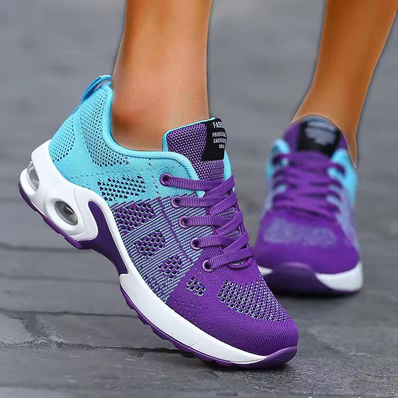 Женские летние кроссовки на шнуровке больших размеров, дышащие, мягкие, на платформе 38
Женские летние кроссовки на шнуровке больших размеров, дышащие, мягкие, на платформе 38