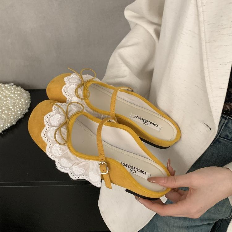 New Vintage Lace Mary Jane Shoes Women s Skirt Ballet Shoes Light Mouth Single Shoes Children 35
New Vintage Lace Mary Jane Shoes Women s Skirt Ballet Shoes Light Mouth Single Shoes Children 35