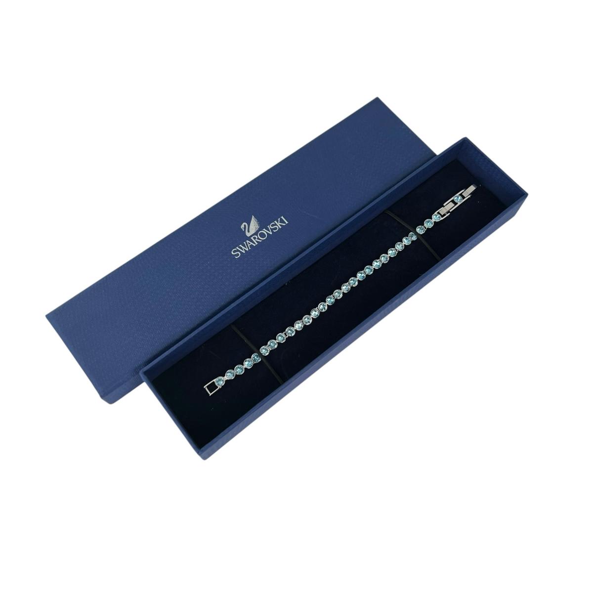 SWAROVSKI Тенісний браслет Браслет із стразами Swarovski синій Жіночий Вживаний
SWAROVSKI Тенісний браслет Браслет із стразами Swarovski синій Жіночий Вживаний