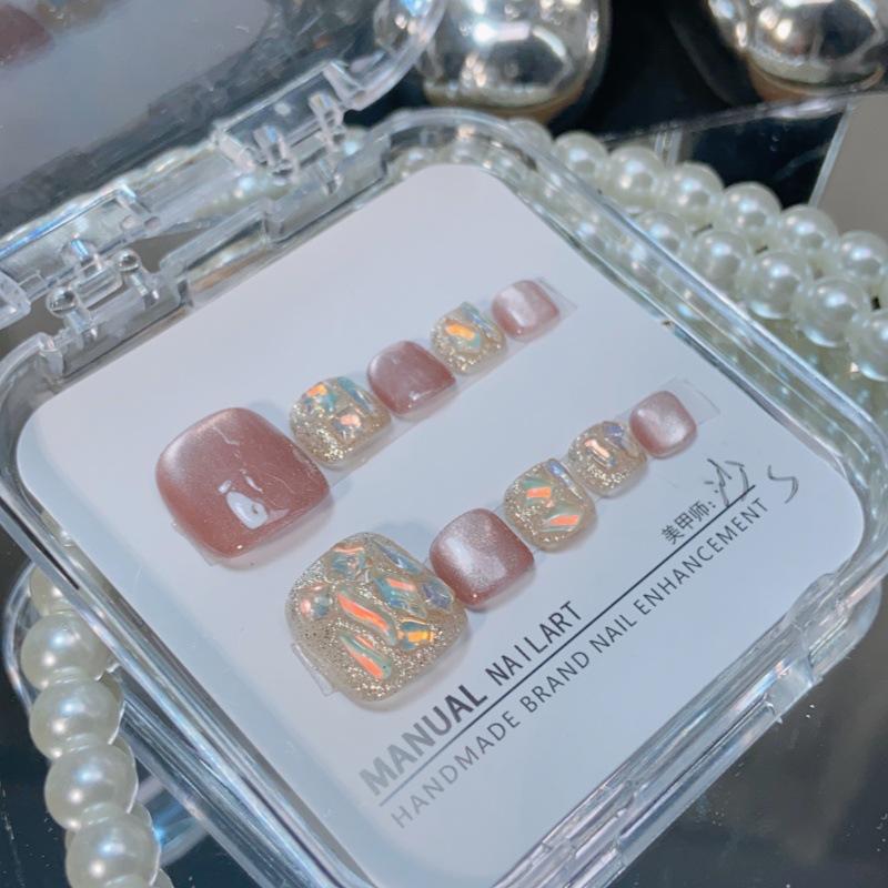 Aurora Diamond Cat Eye Glitter Gel Press-On Toenail Tips - High-End Handmade Nails Medium
Aurora Diamond Cat Eye Glitter Gel Press-On Toenail Tips - High-End Handmade Nails Medium