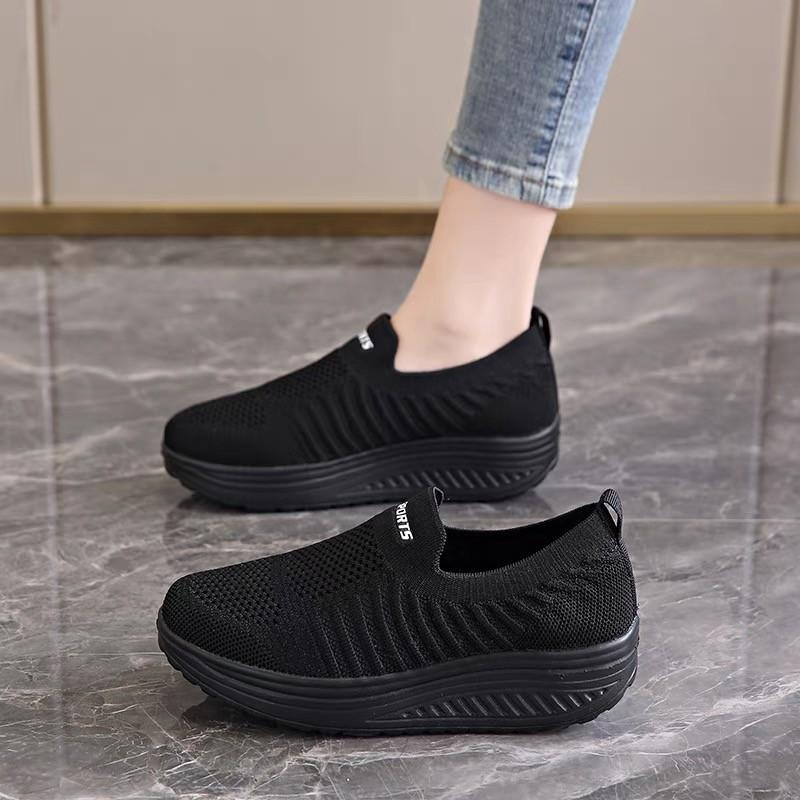 All black work shoes, women s spring and summer standing for a long time is not tired, small black shoes, platform muffin rocking shoes 41 чорний
All black work shoes, women s spring and summer standing for a long time is not tired, small black shoes, platform muffin rocking shoes 41 чорний