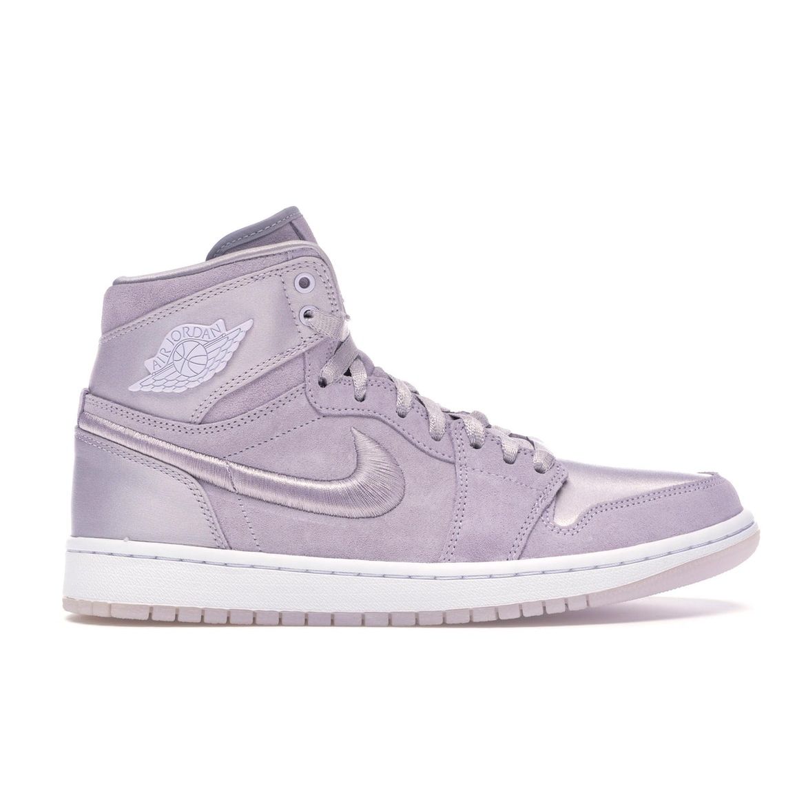 Air Jordan 1 Retro High Season of Her: Женские кроссовки Barely Grape Фиолетовый Белый-Металлик-Золотой AO1847-545
Air Jordan 1 Retro High Season of Her: Женские кроссовки Barely Grape Фиолетовый Белый-Металлик-Золотой AO1847-545
