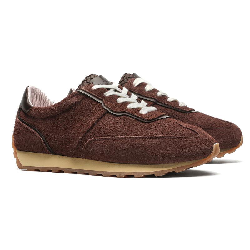 3699 retro jogging shoes for men and women, couple models, hand-woven sports board shoes, thick soles, heightened pointed ends 45-Male code темно-коричневого
3699 retro jogging shoes for men and women, couple models, hand-woven sports board shoes, thick soles, heightened pointed ends 45-Male code темно-коричневого
