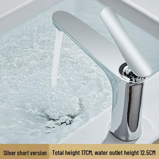 Золотистый Матовый Медный Смеситель для Горячей и Холодной Воды для Раковины под Столешницу - Роскошный Аксессуар для Ванной в Скандинавском Стиле
Золотистый Матовый Медный Смеситель для Горячей и Холодной Воды для Раковины под Столешницу - Роскошный Аксессуар для Ванной в Скандинавском Стиле