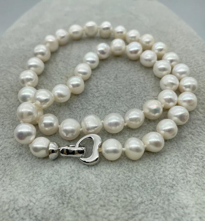РЕДКОЕ БЕЛОЕ ОЖЕРЕЛЬЕ С ЖЕМЧУГОМ ЮЖНЫХ МОР 9–10 мм